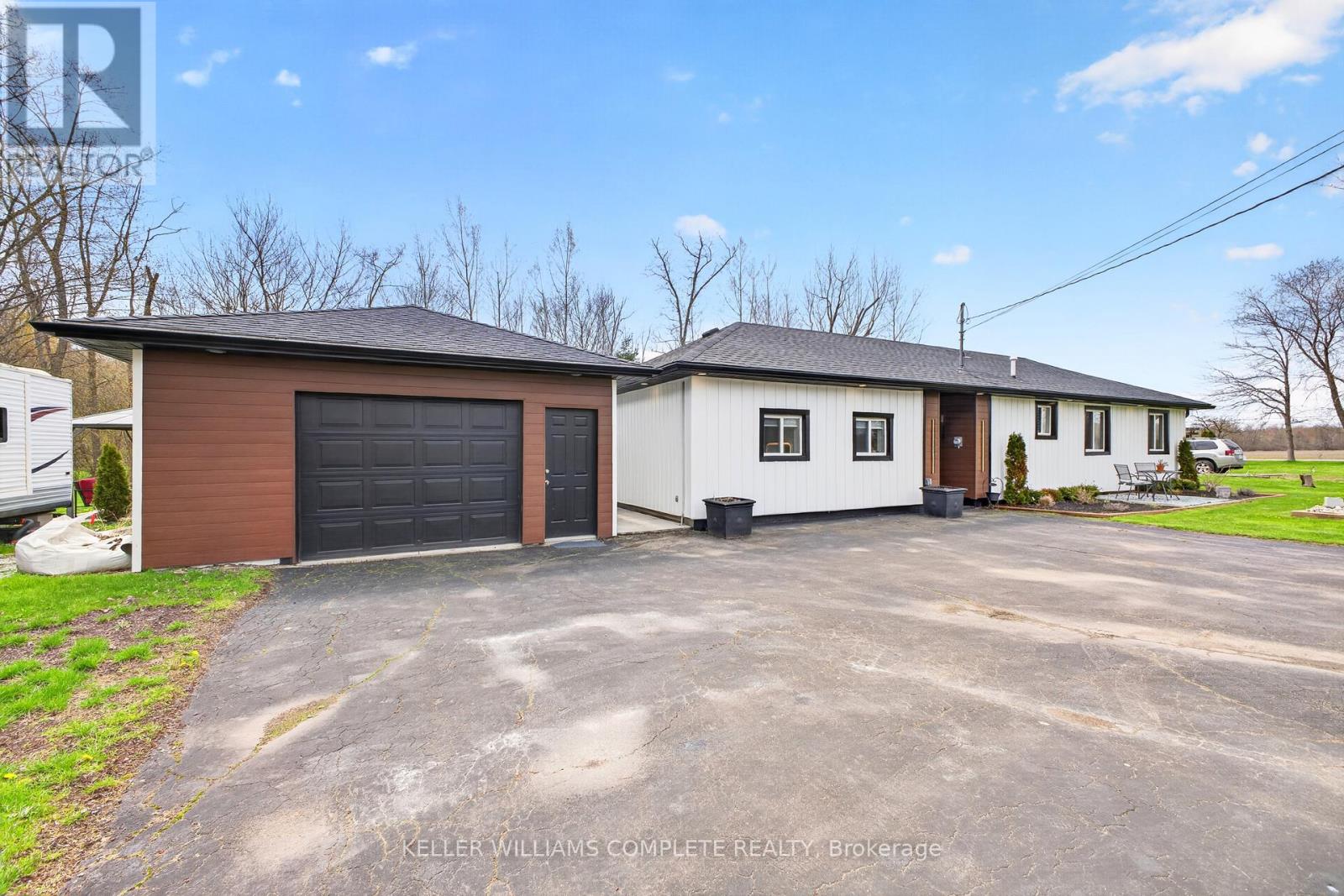 2525 Vimy Road, Port Colborne, Ontario  L3K 5V3 - Photo 2 - X12927380