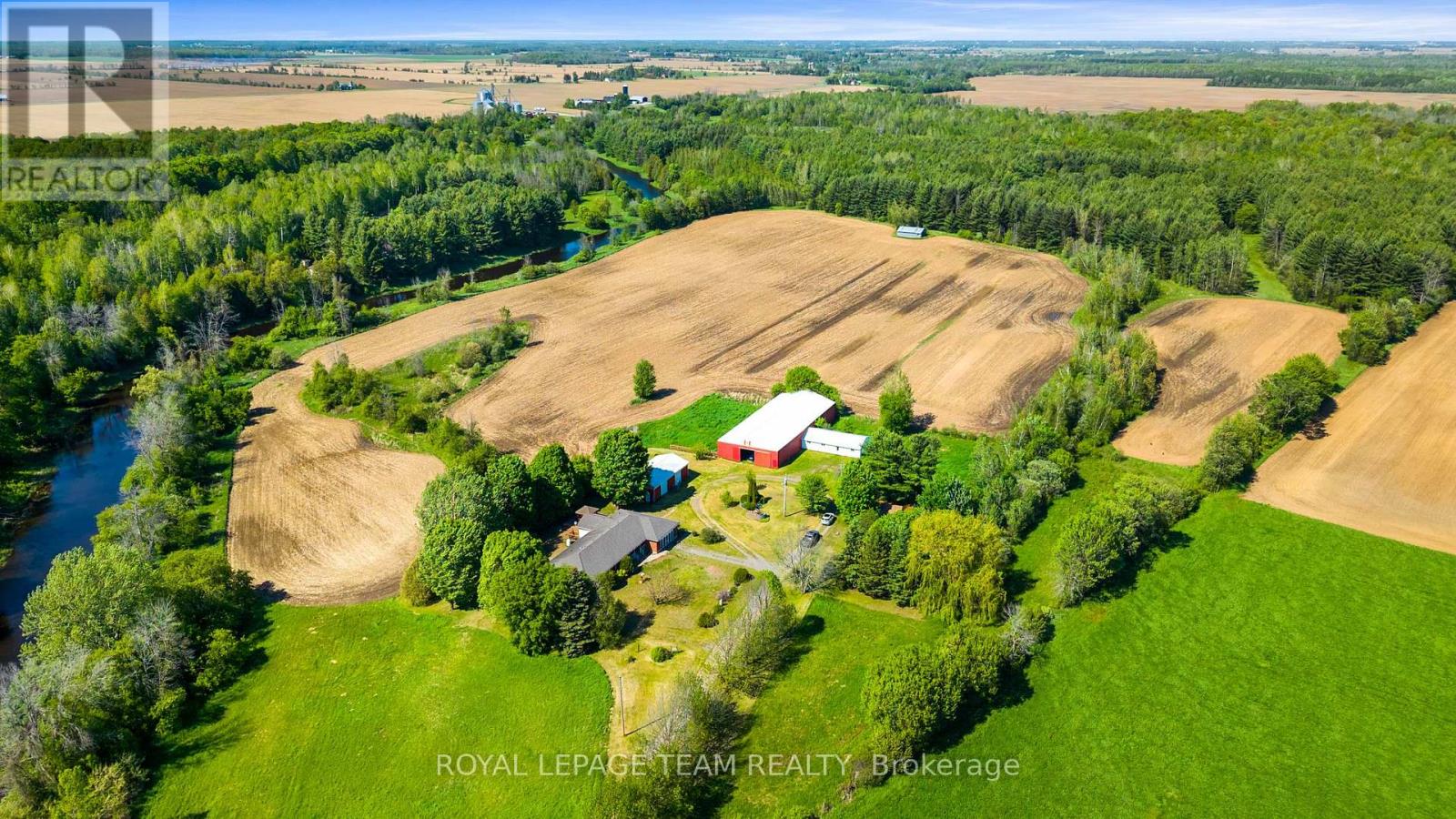 3245 WALLACE ROAD, North Dundas, Ontario