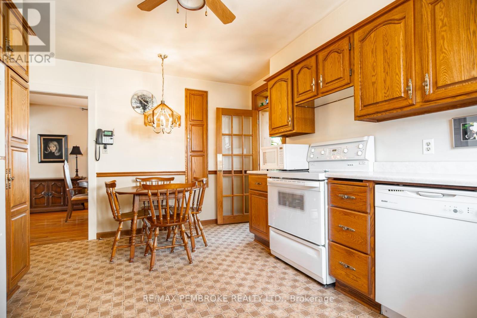 554 Eganville Road, Pembroke, Ontario  K8A 4E8 - Photo 9 - X13222086