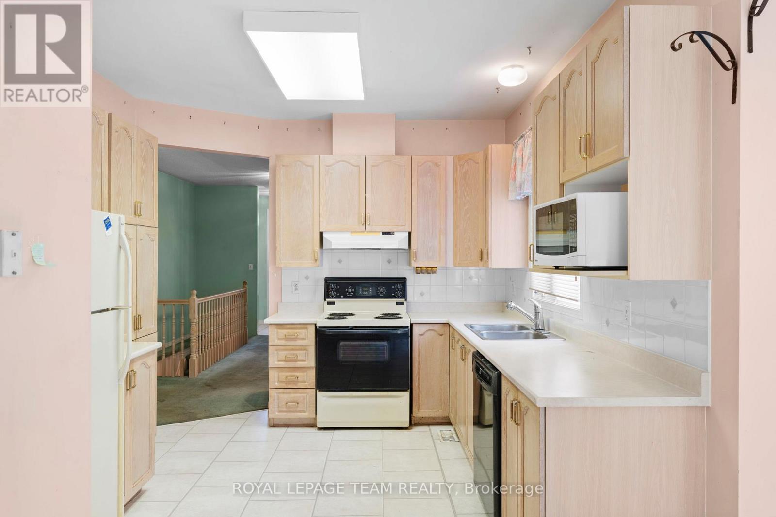 41 Billingham Crescent, Ottawa, Ontario K2K 2T7 - Photo 15 - X13222226