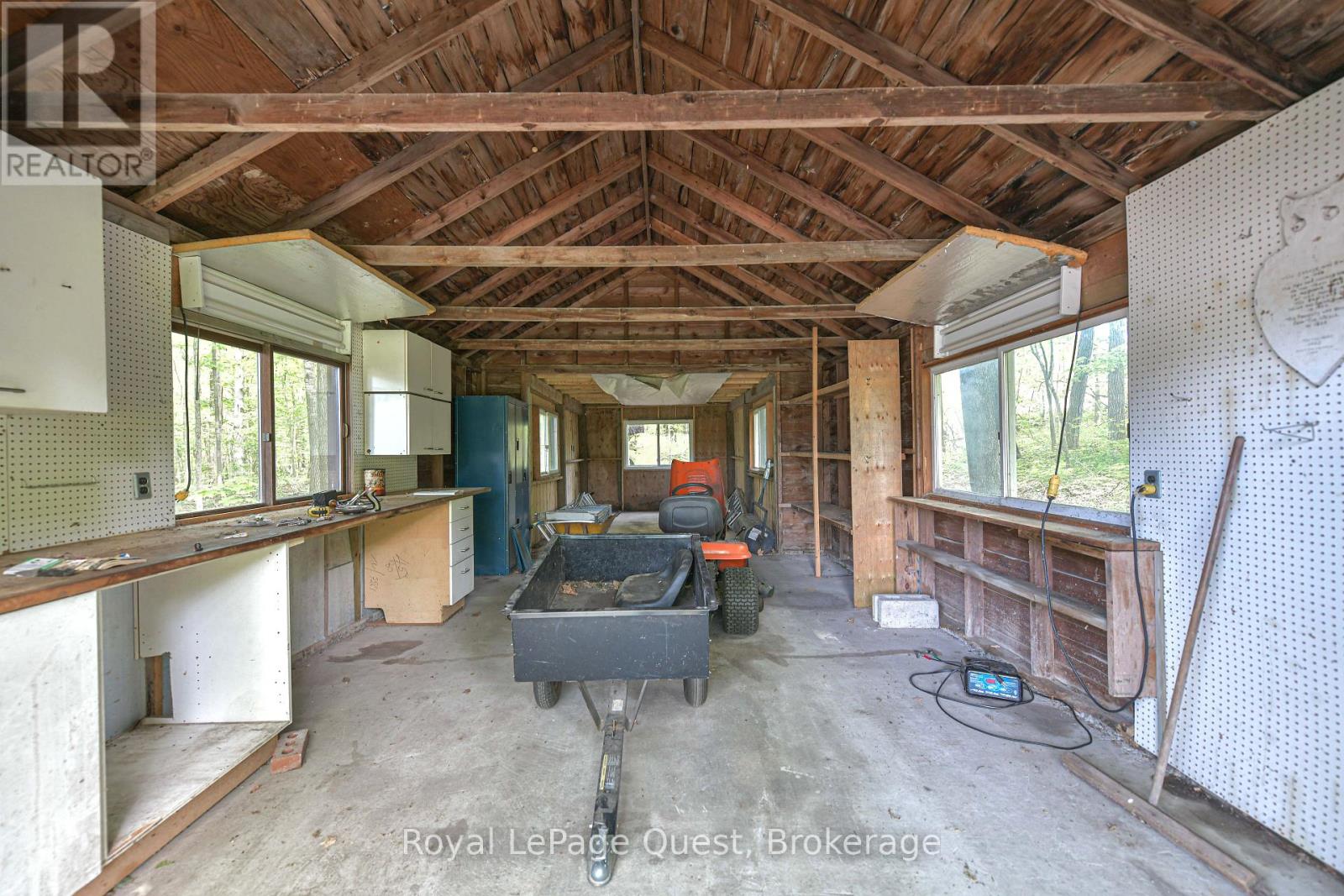 34 Mill Pond Side Road, Oro-Medonte, Ontario  L0K 1E0 - Photo 7 - S13221782