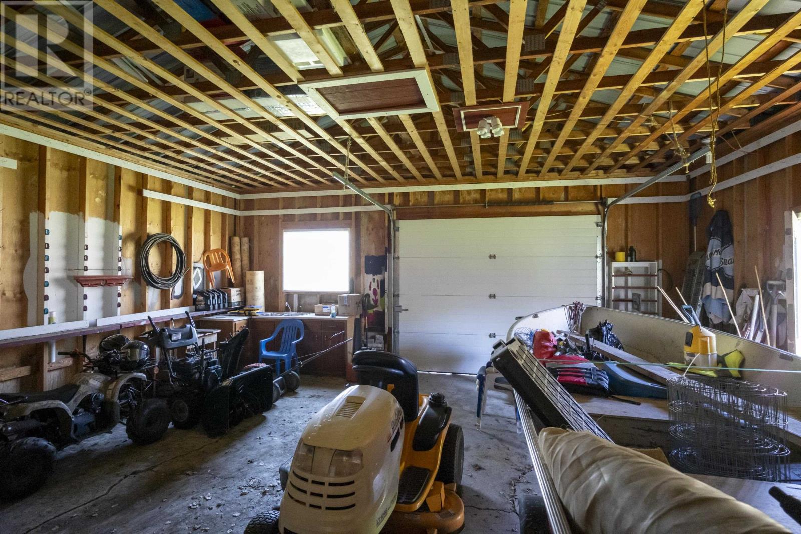 6301 Loch Lomond Rd, Thunder Bay, Ontario  P7K 1C1 - Photo 31 - TB2601281