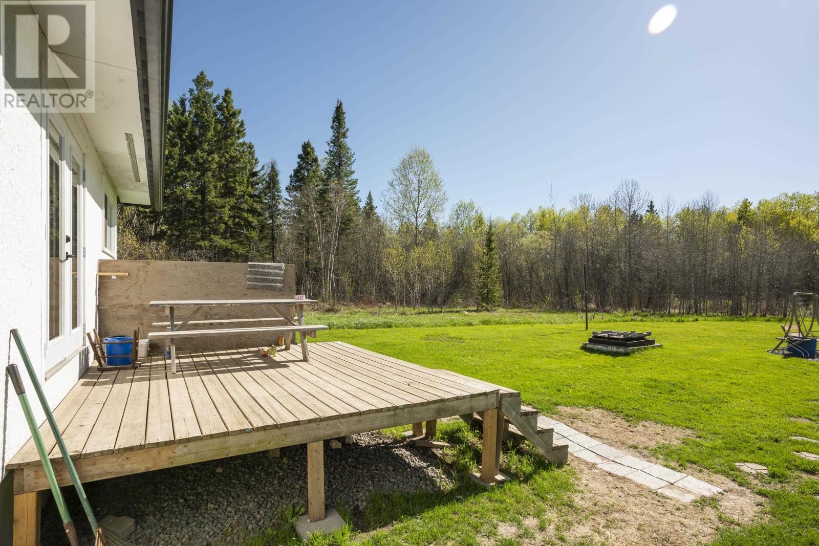 6301 Loch Lomond Rd, Thunder Bay, Ontario  P7K 1C1 - Photo 38 - TB2601281