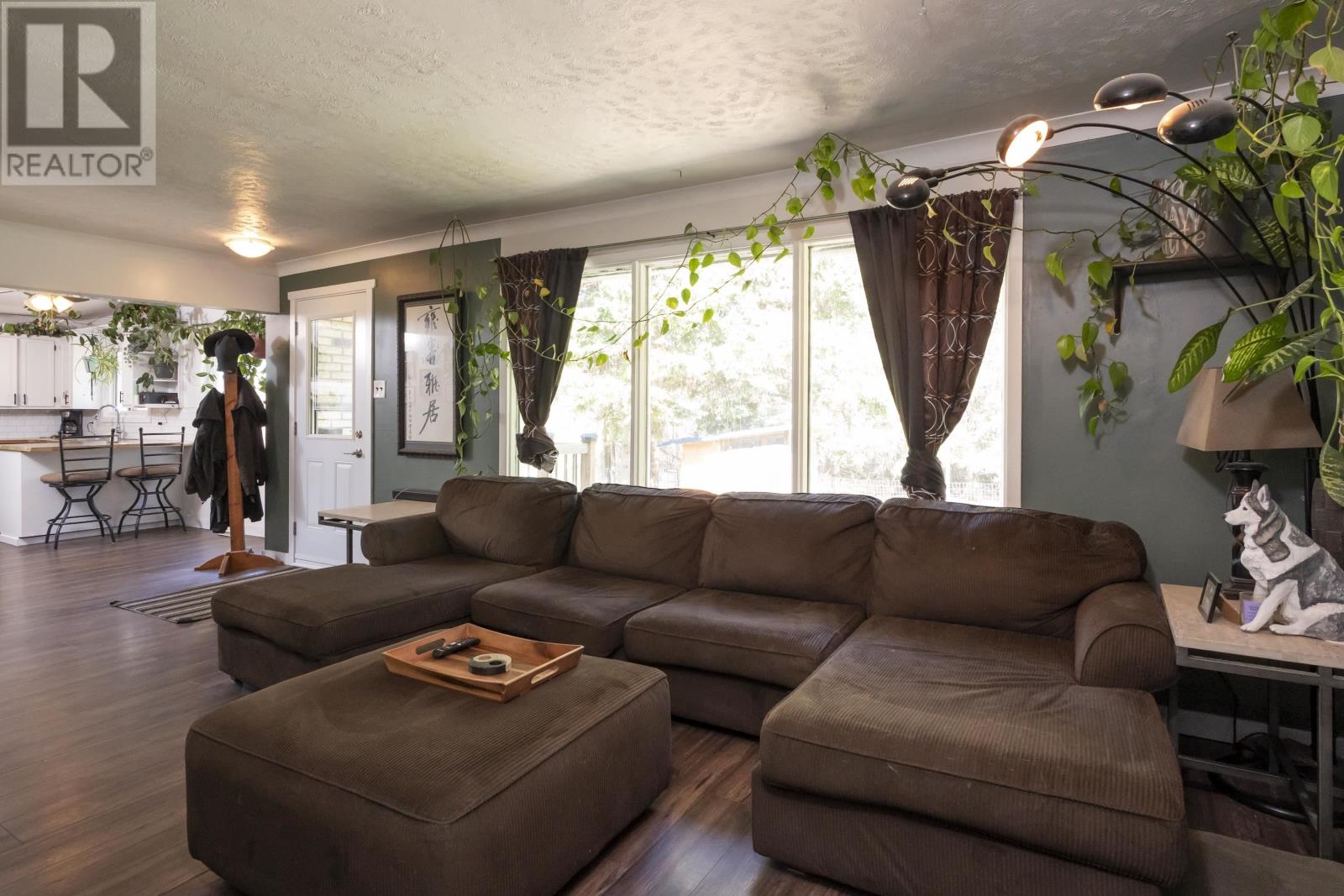 6301 Loch Lomond Rd, Thunder Bay, Ontario  P7K 1C1 - Photo 4 - TB2601281