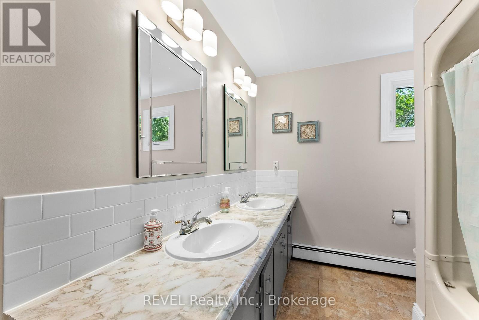 Upper/main - 4145 Rebstock Road, Fort Erie, Ontario  L0S 1B0 - Photo 16 - X13222014