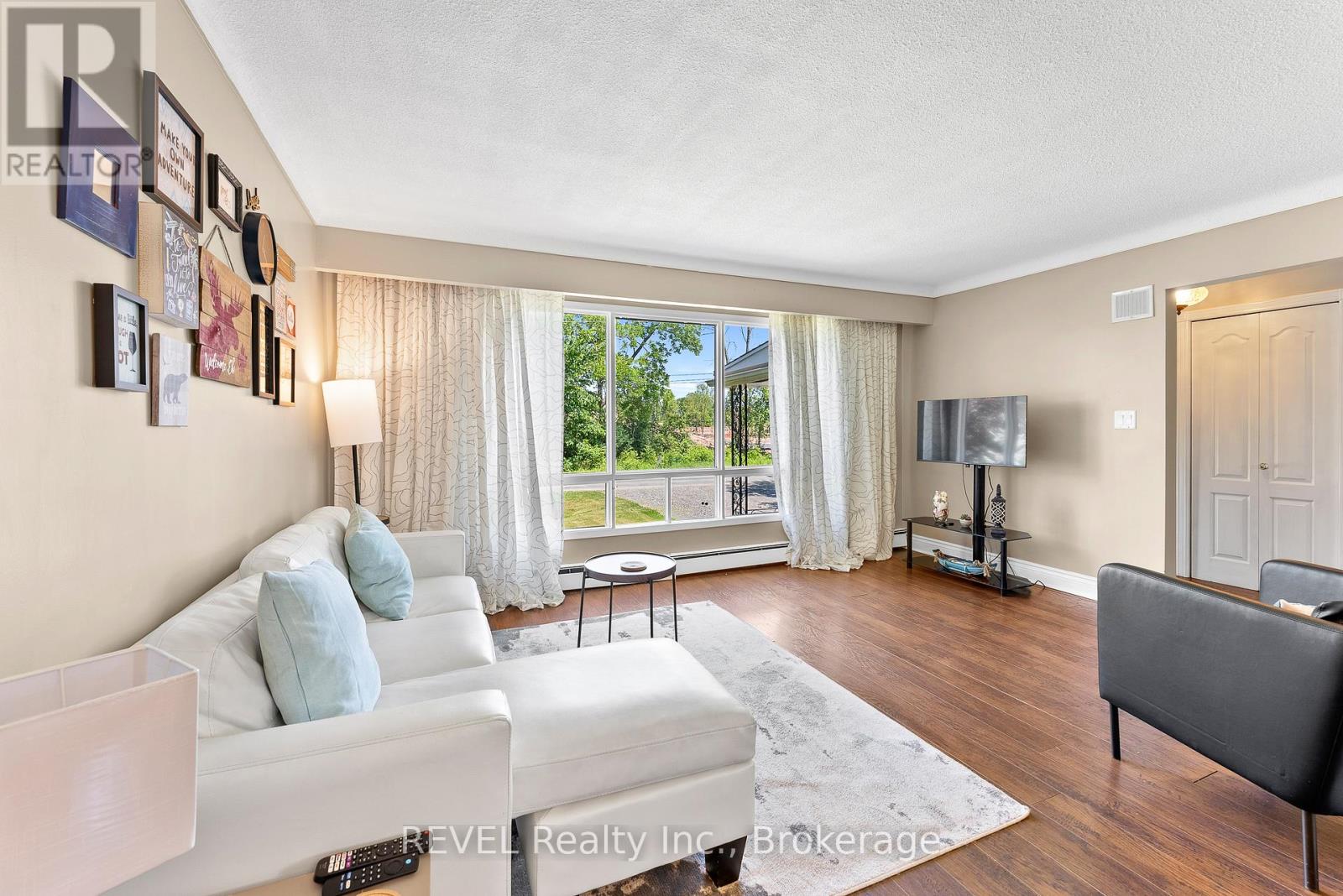 Upper/main - 4145 Rebstock Road, Fort Erie, Ontario  L0S 1B0 - Photo 6 - X13222014