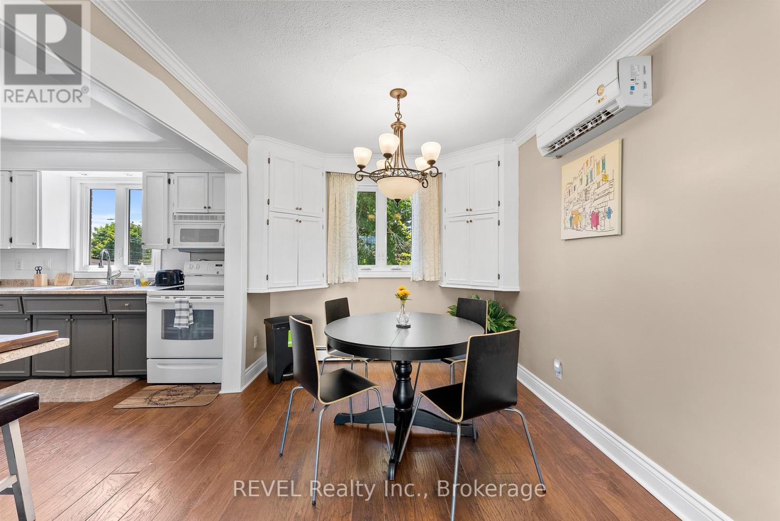 Upper/main - 4145 Rebstock Road, Fort Erie, Ontario  L0S 1B0 - Photo 8 - X13222014