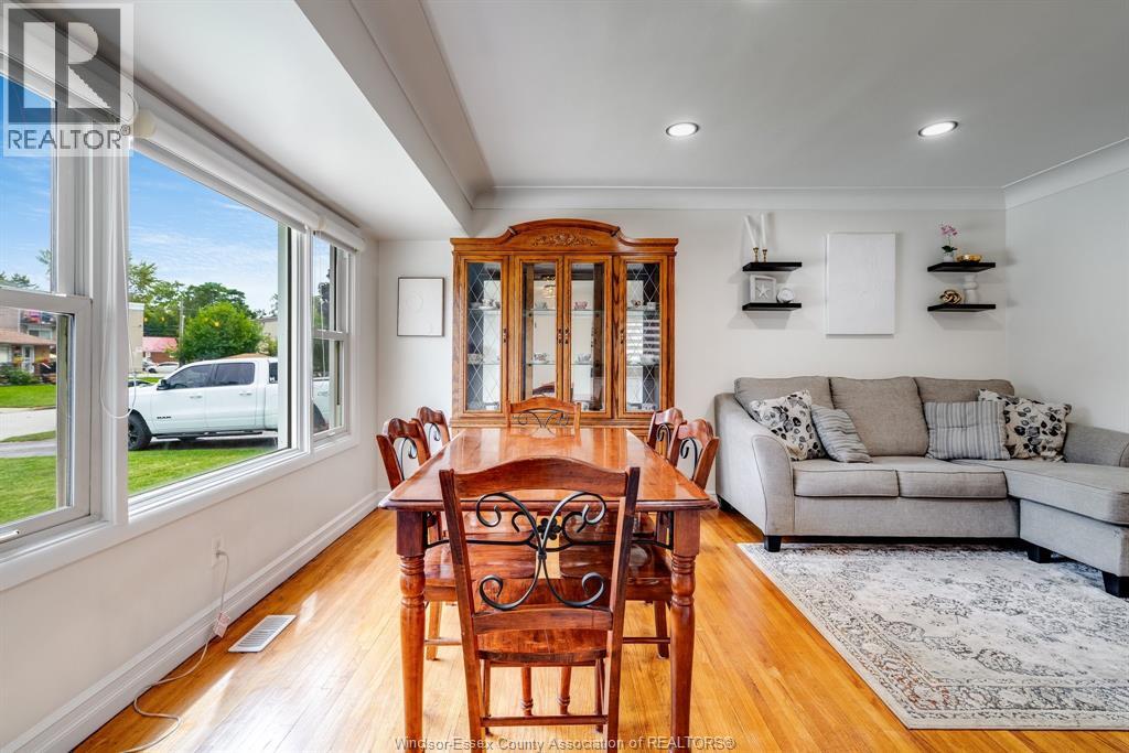 1342 Marlborough Boulevard, Windsor, Ontario  N9C 1Y7 - Photo 4 - 26012629