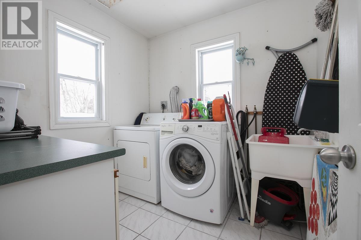 27 Weldon Ave, Sault Ste. Marie, Ontario  P6B 3C4 - Photo 26 - SM260821