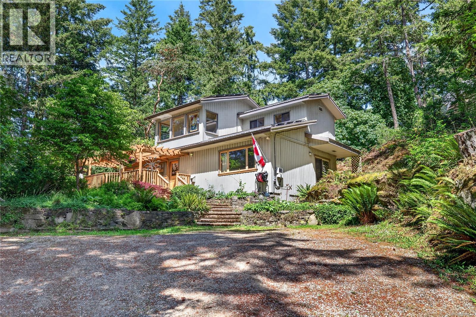 654 Vesuvius Bay Rd, Salt Spring, British Columbia  V8K 2T2 - Photo 1 - 1038549