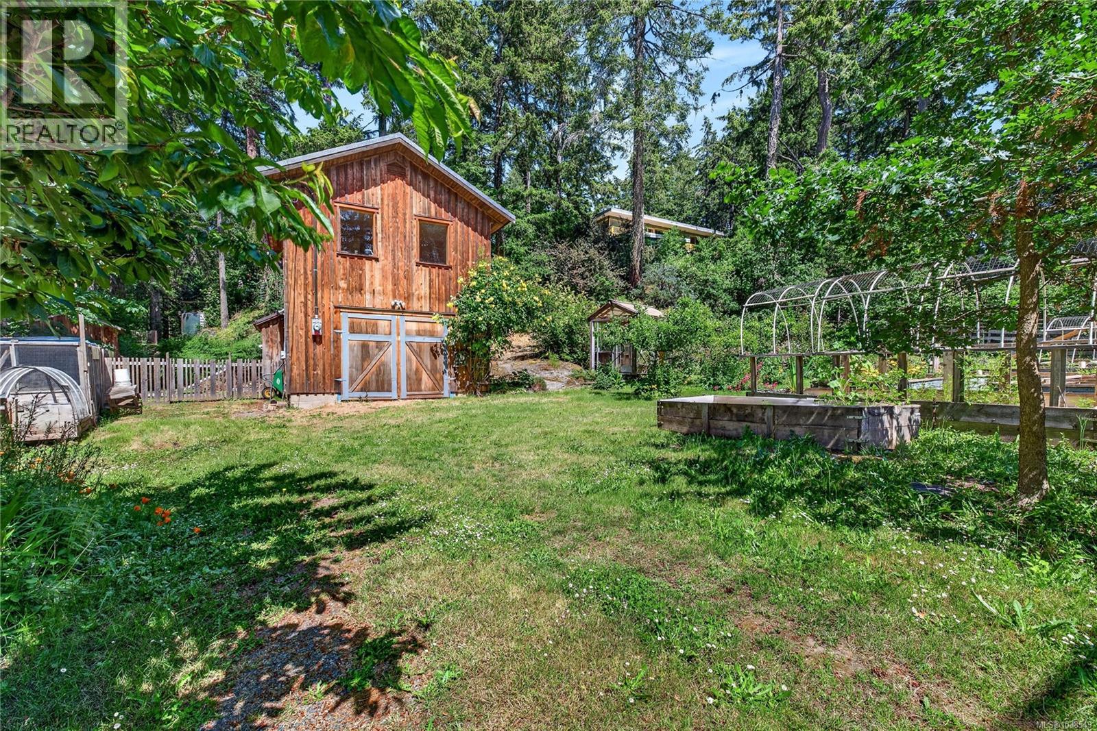654 Vesuvius Bay Rd, Salt Spring, British Columbia  V8K 2T2 - Photo 10 - 1038549