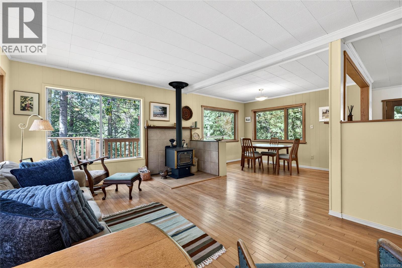 654 Vesuvius Bay Rd, Salt Spring, British Columbia  V8K 2T2 - Photo 15 - 1038549
