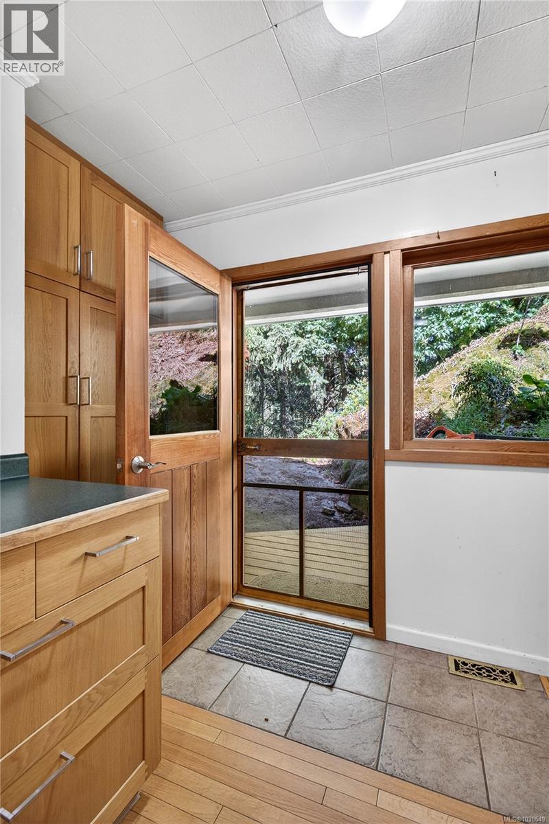 654 Vesuvius Bay Rd, Salt Spring, British Columbia  V8K 2T2 - Photo 25 - 1038549