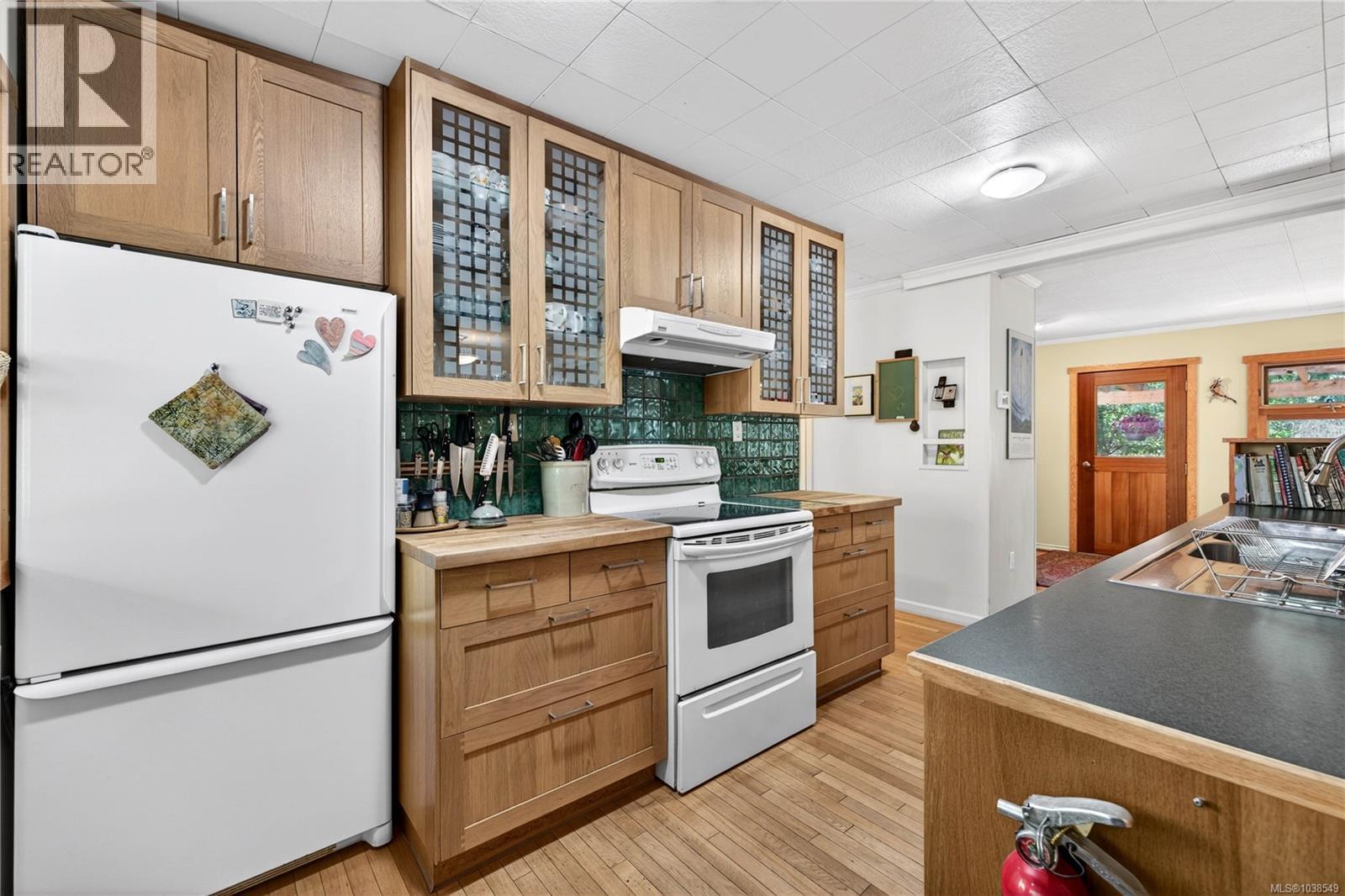 654 Vesuvius Bay Rd, Salt Spring, British Columbia  V8K 2T2 - Photo 26 - 1038549