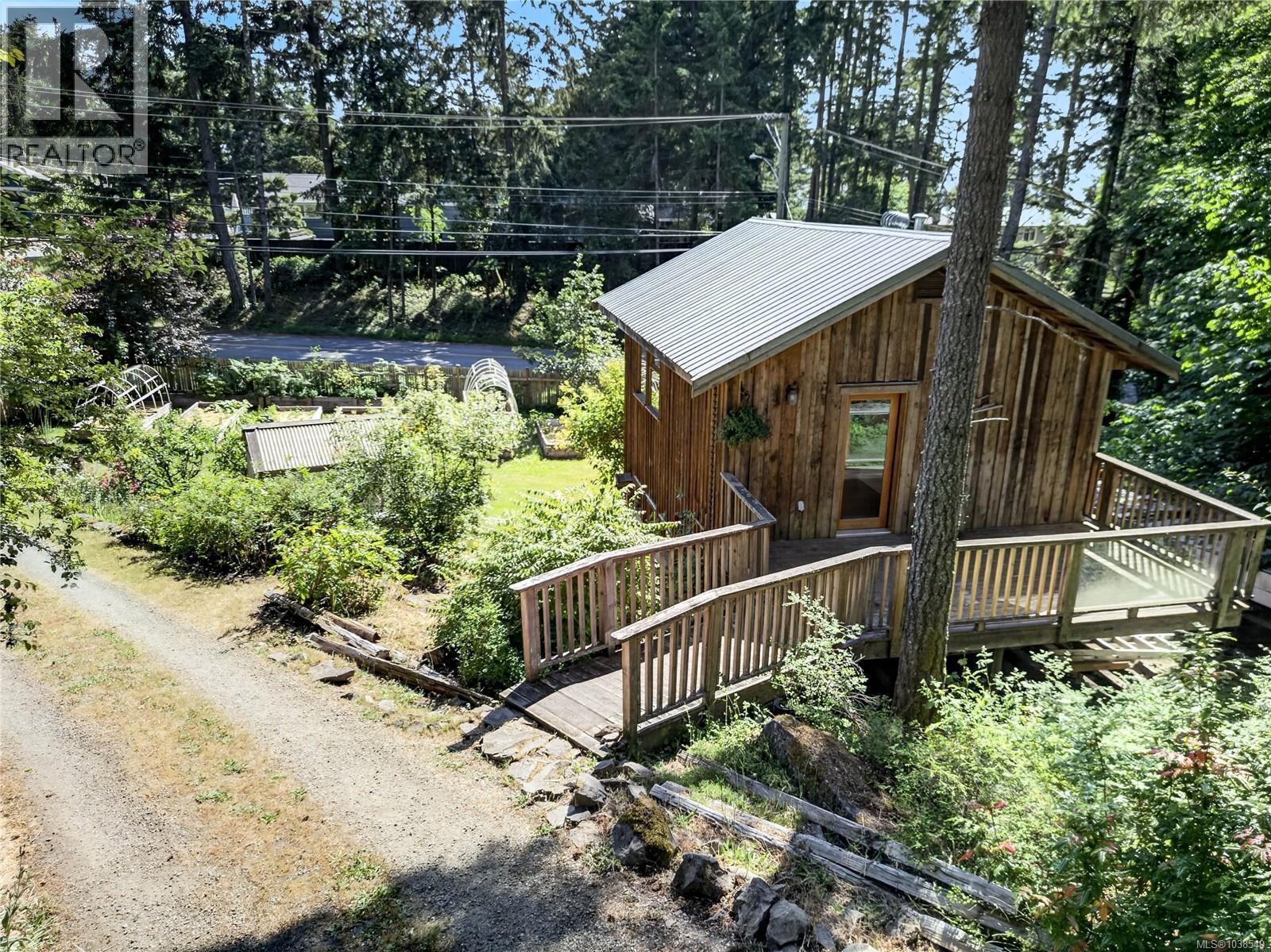654 Vesuvius Bay Rd, Salt Spring, British Columbia  V8K 2T2 - Photo 37 - 1038549