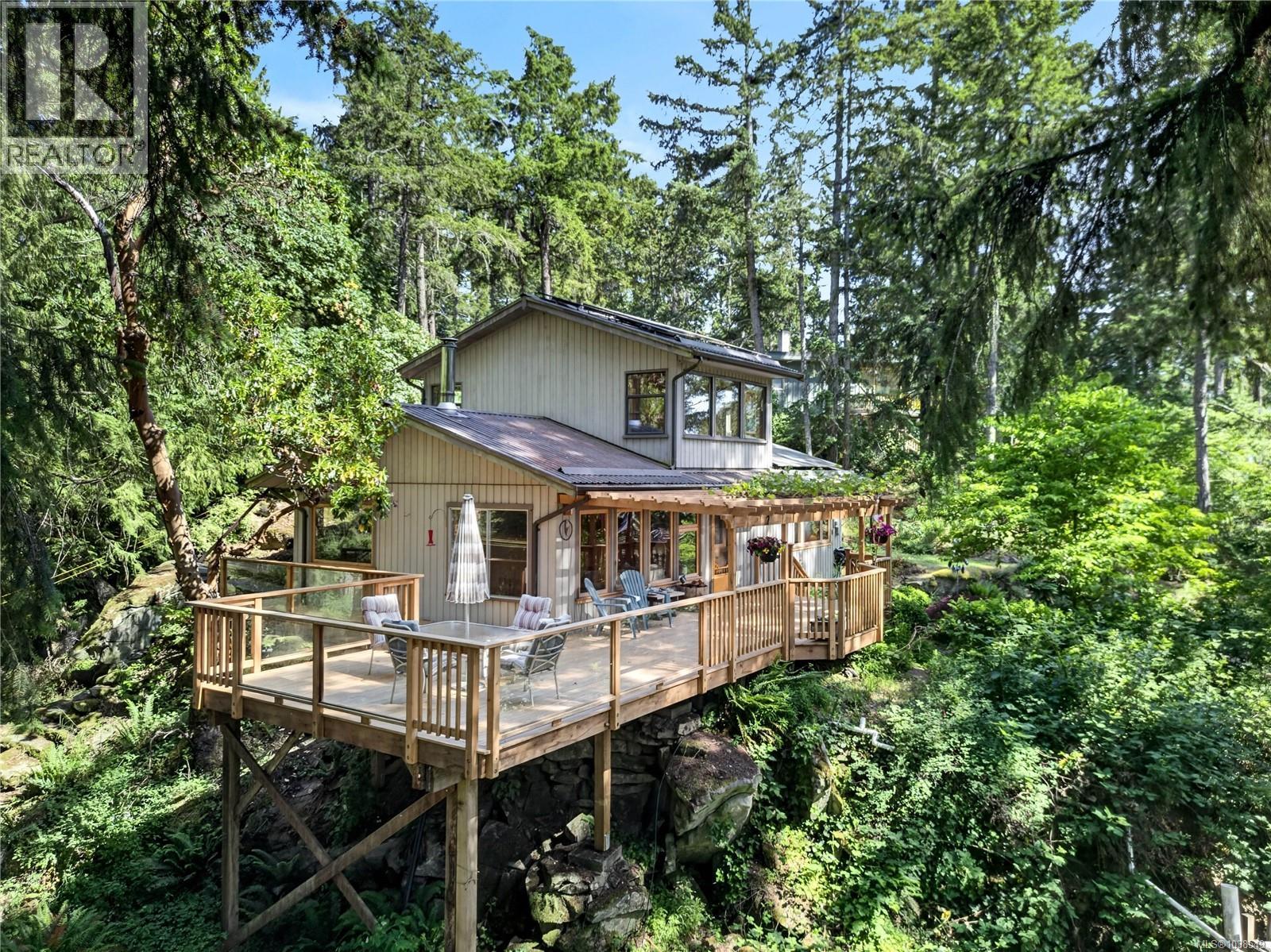 654 Vesuvius Bay Rd, Salt Spring, British Columbia  V8K 2T2 - Photo 55 - 1038549