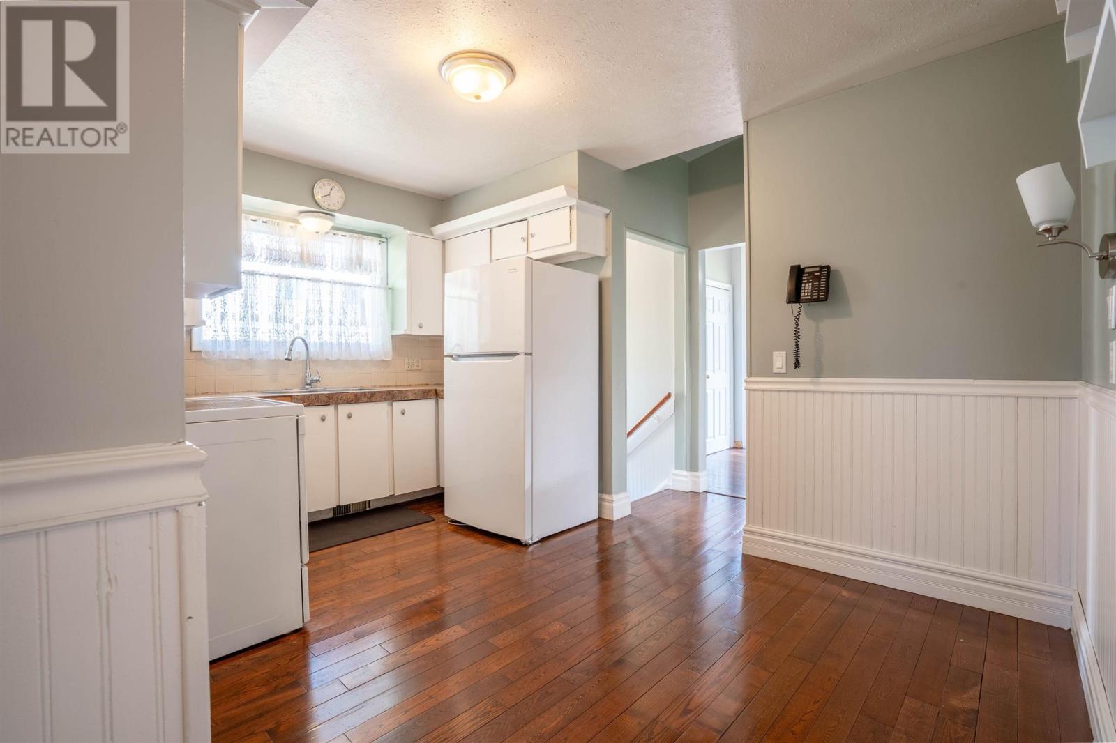 135 Lewis Rd, Sault Ste. Marie, Ontario  P6A 4G6 - Photo 13 - SM261241