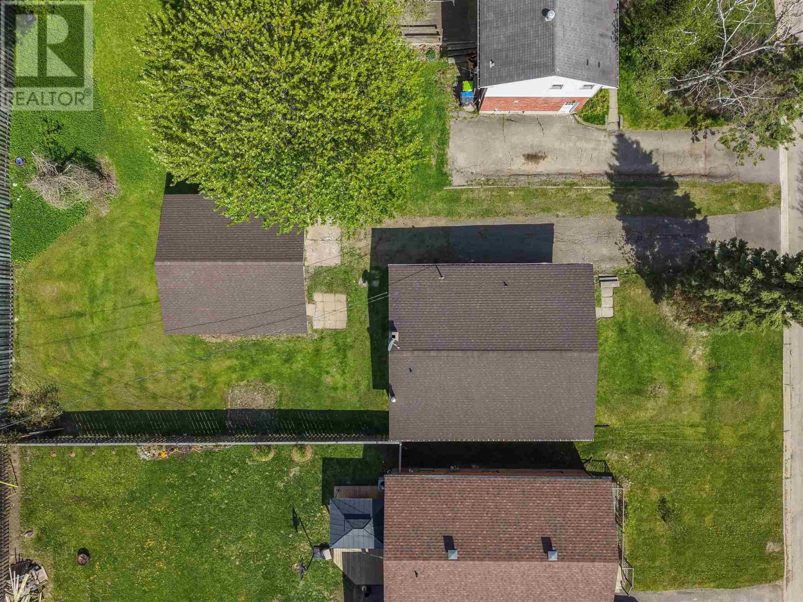 135 Lewis Rd, Sault Ste. Marie, Ontario  P6A 4G6 - Photo 30 - SM261241