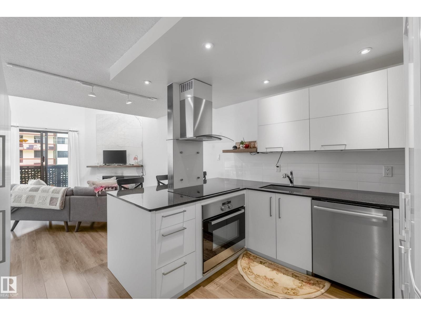 #302 10148 118 ST NW, edmonton, Alberta