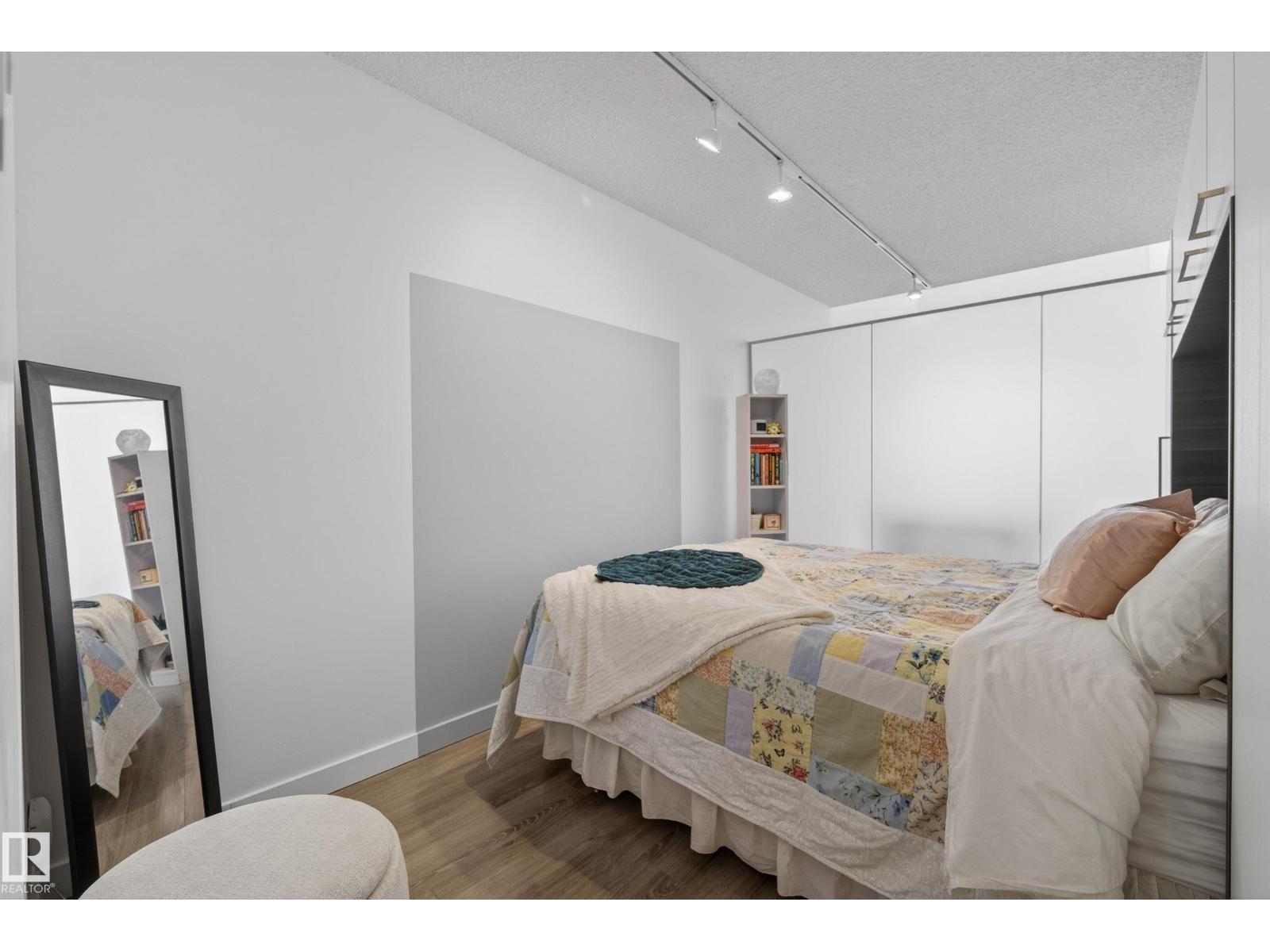 #302 10148 118 St Nw, Edmonton, Alberta T5K 1Y4 - Photo 9 - E4491093