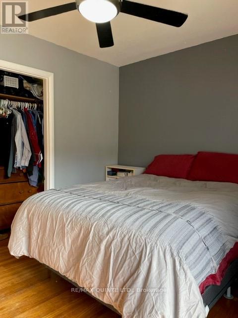 42 Fourth Avenue, Quinte West (Trenton Ward), Ontario  K8V 5H7 - Photo 11 - X12835172