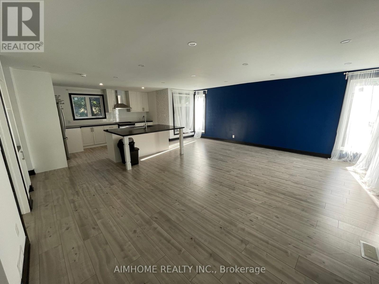Main - 11 Lauralynn Crescent, Toronto, Ontario  M1S 2H3 - Photo 2 - E13219802
