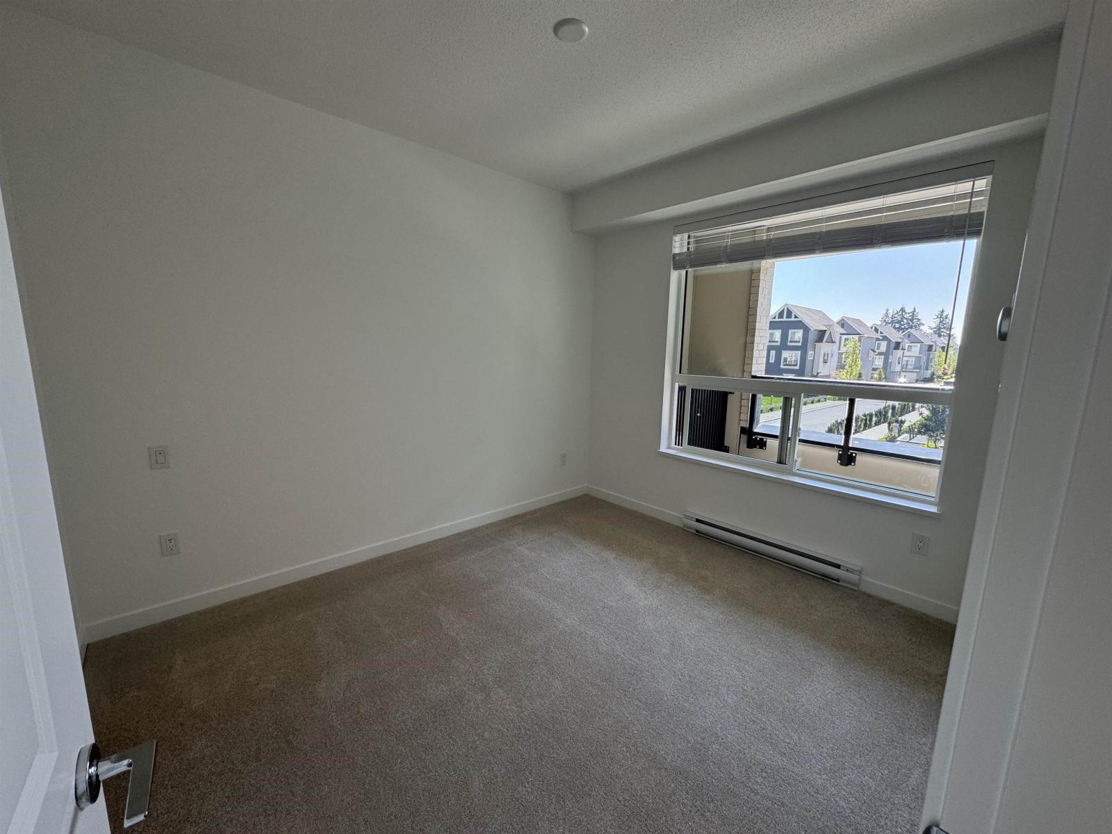 216 15735 85 Avenue, Surrey, British Columbia  V4N 6Z2 - Photo 3 - R3130130