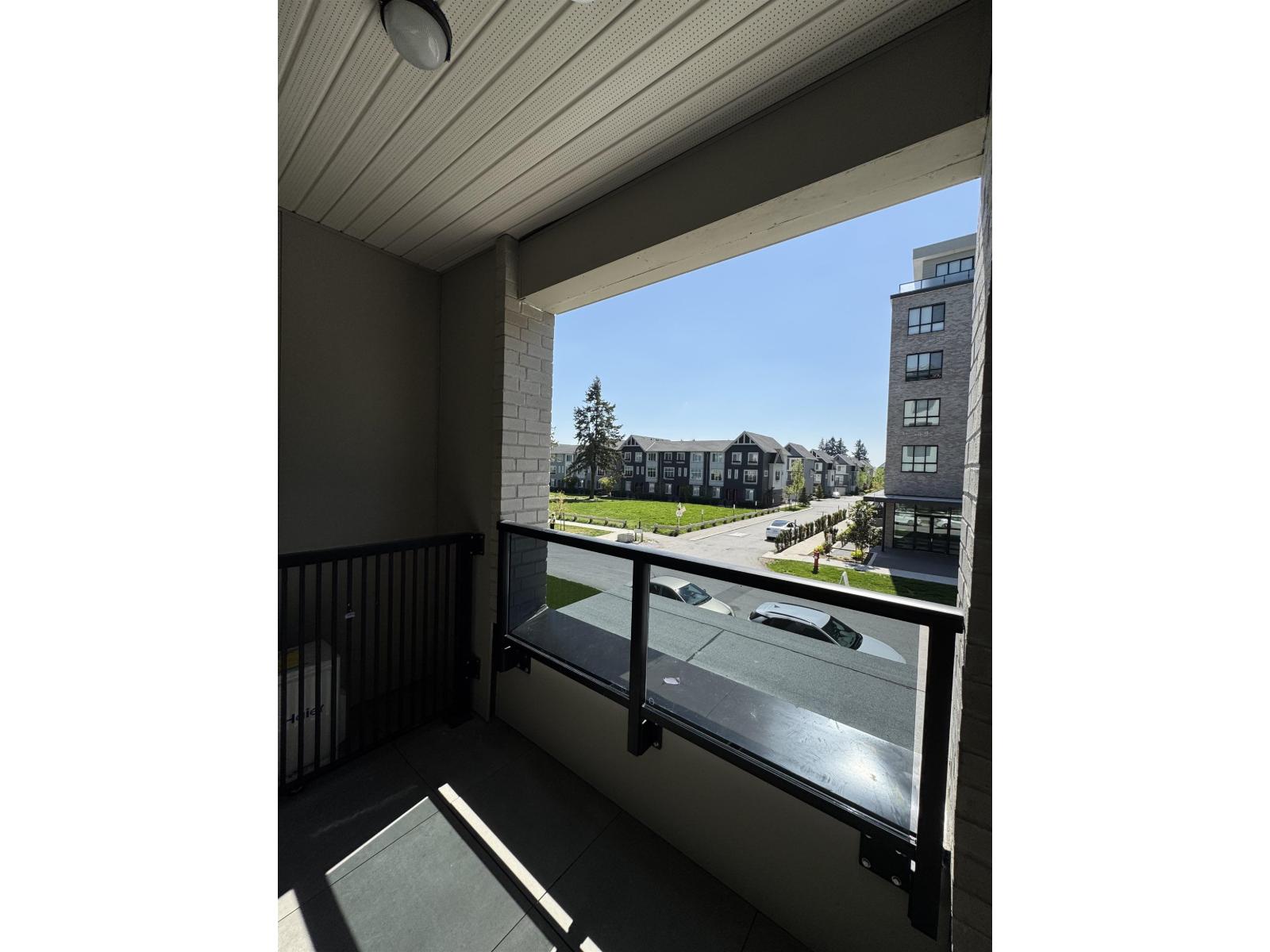 216 15735 85 Avenue, Surrey, British Columbia  V4N 6Z2 - Photo 8 - R3130130