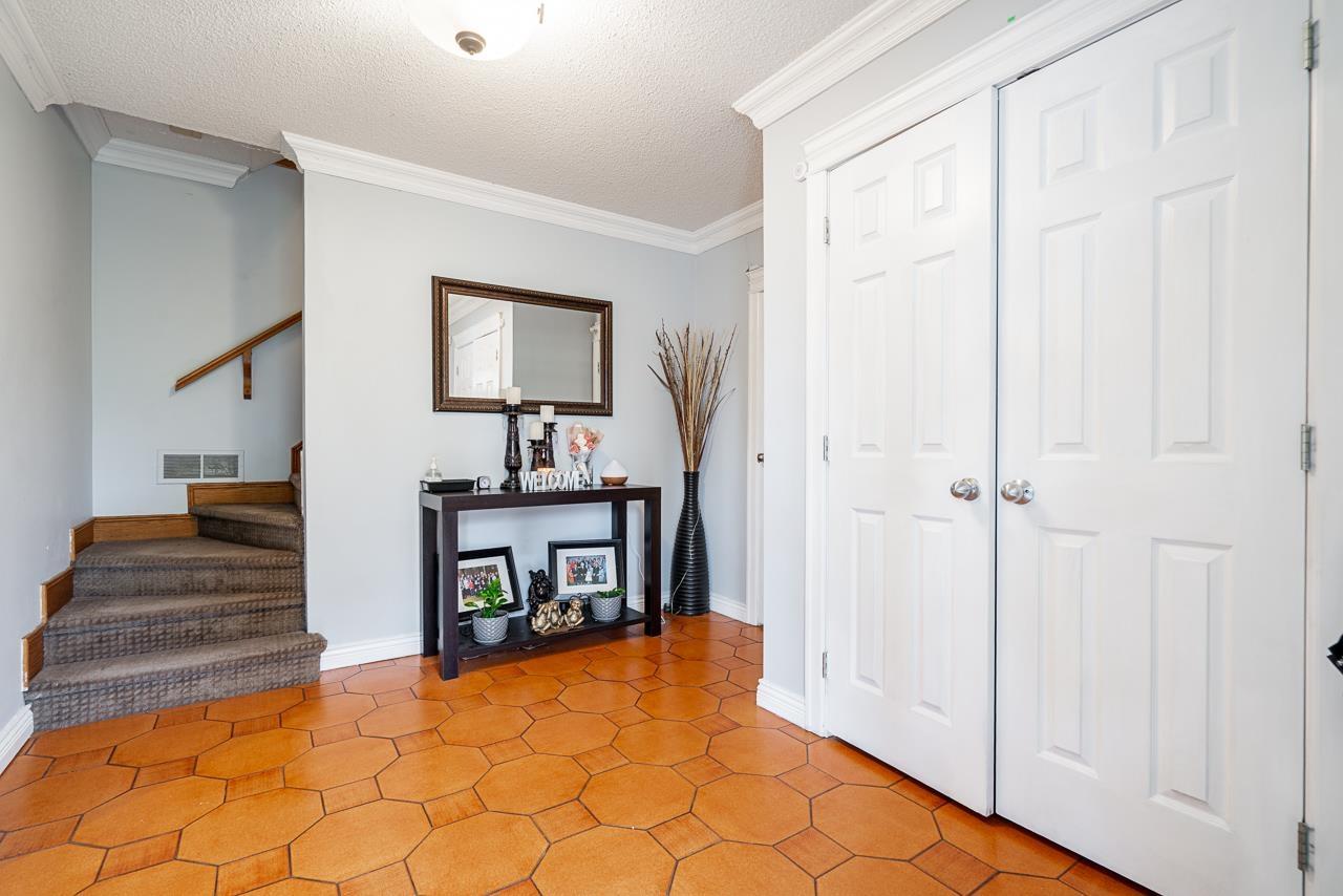 8250 112 Street, Delta, British Columbia  V4C 4W6 - Photo 5 - R3130143