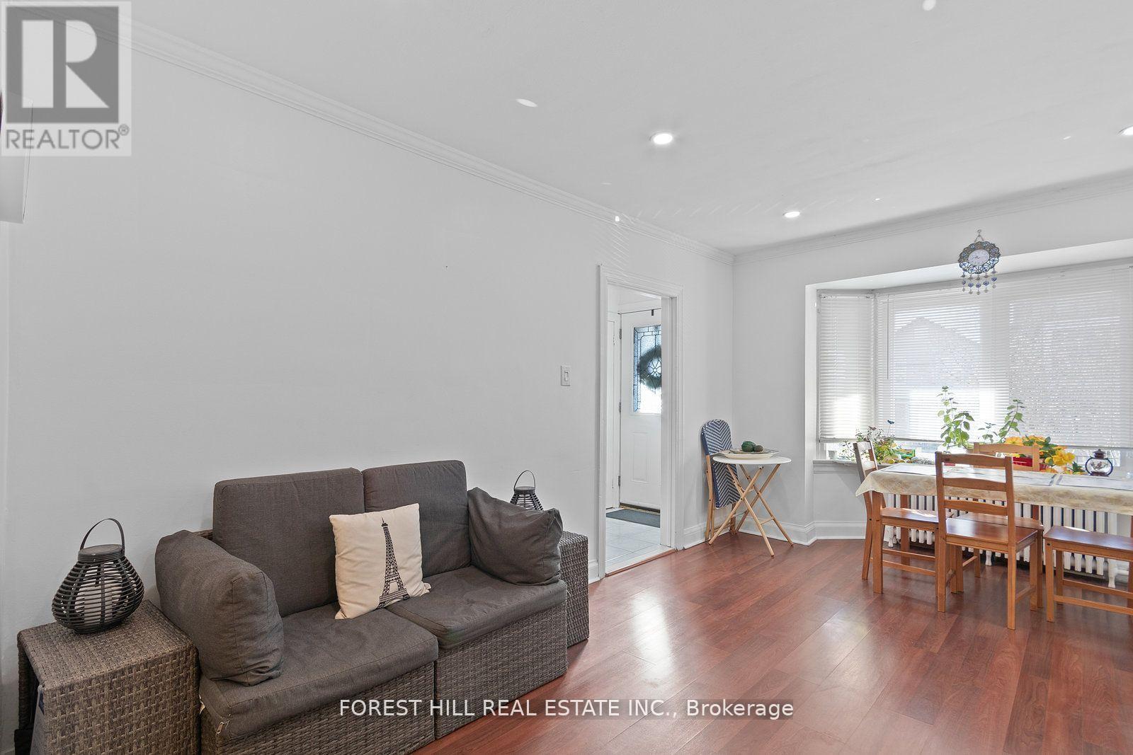 Main - 55 Hartley Avenue, Toronto, Ontario  M6E 4E9 - Photo 11 - W13221418