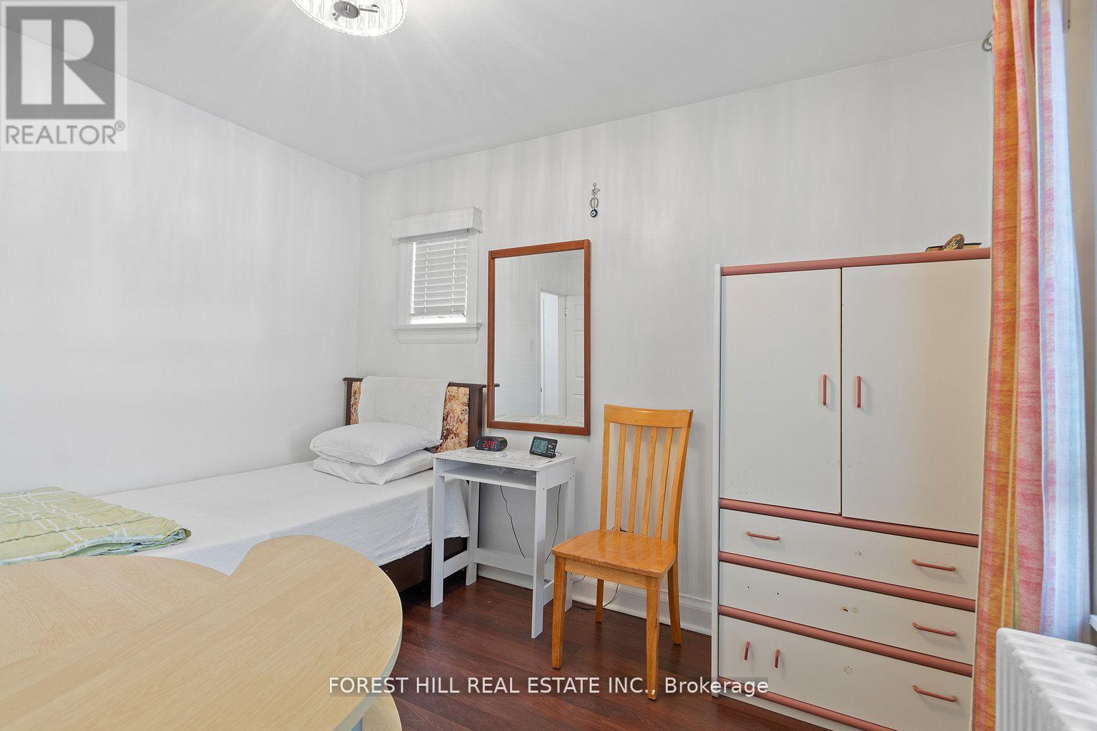 Main - 55 Hartley Avenue, Toronto, Ontario  M6E 4E9 - Photo 15 - W13221418