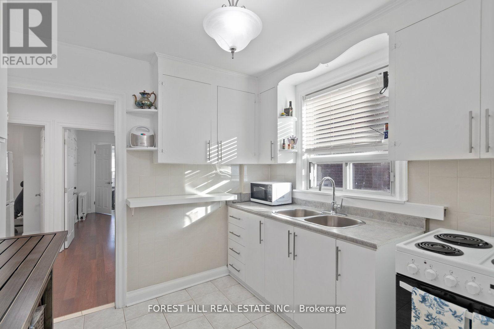 Main - 55 Hartley Avenue, Toronto, Ontario  M6E 4E9 - Photo 23 - W13221418
