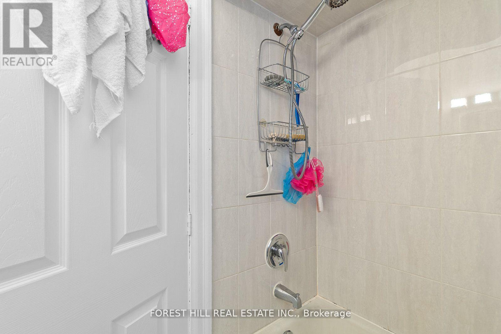 Main - 55 Hartley Avenue, Toronto, Ontario  M6E 4E9 - Photo 21 - W13221418