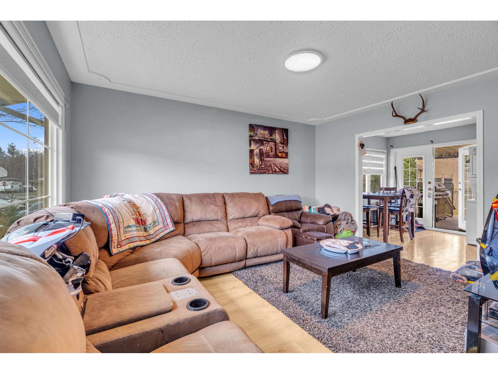 9433 Menzies Street, Chilliwack Proper East, Chilliwack, British Columbia  V2P 5Z3 - Photo 3 - R3128481