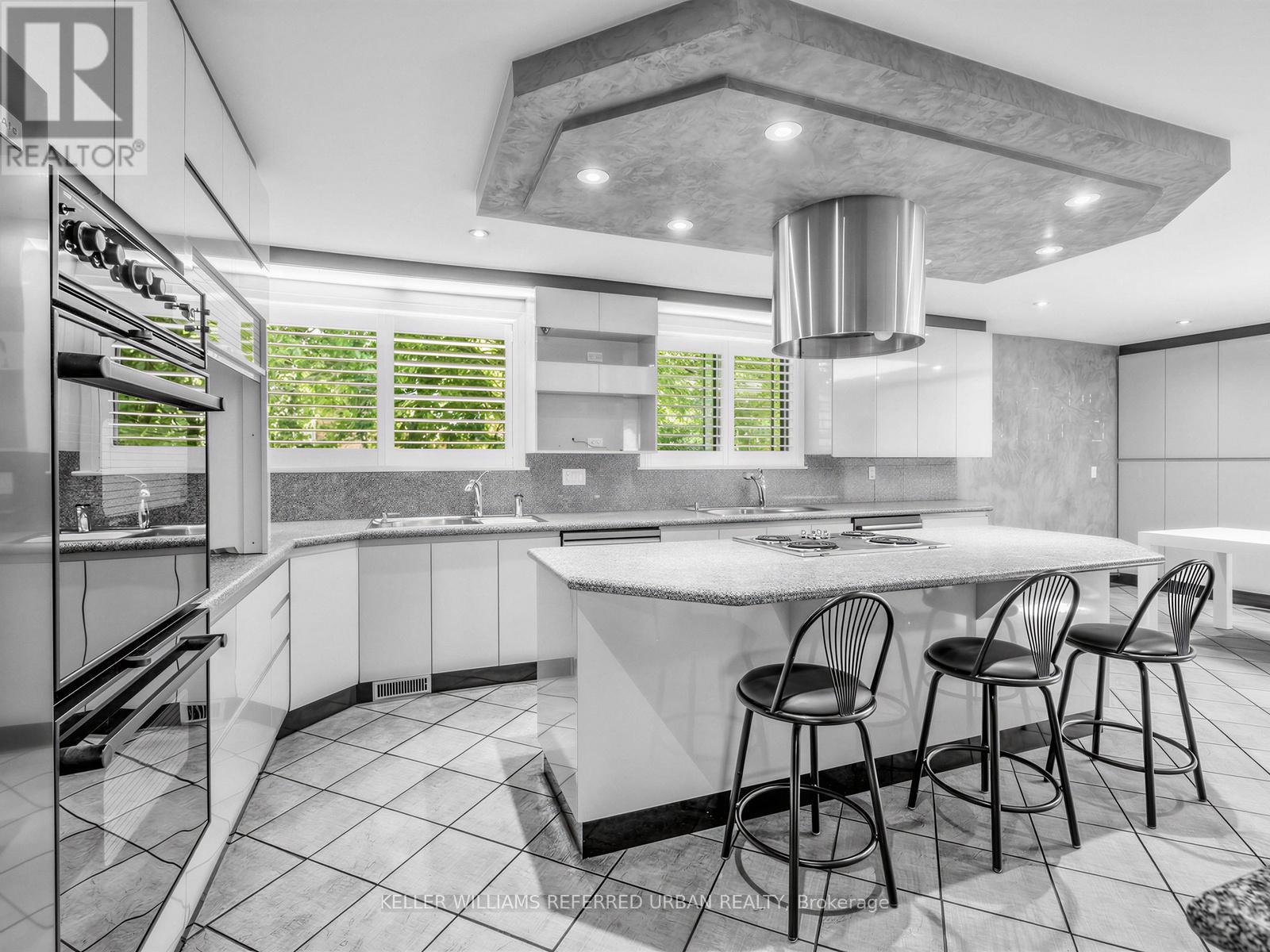 7 Harlock Boulevard, Toronto, Ontario  M3H 3L5 - Photo 9 - C13221822