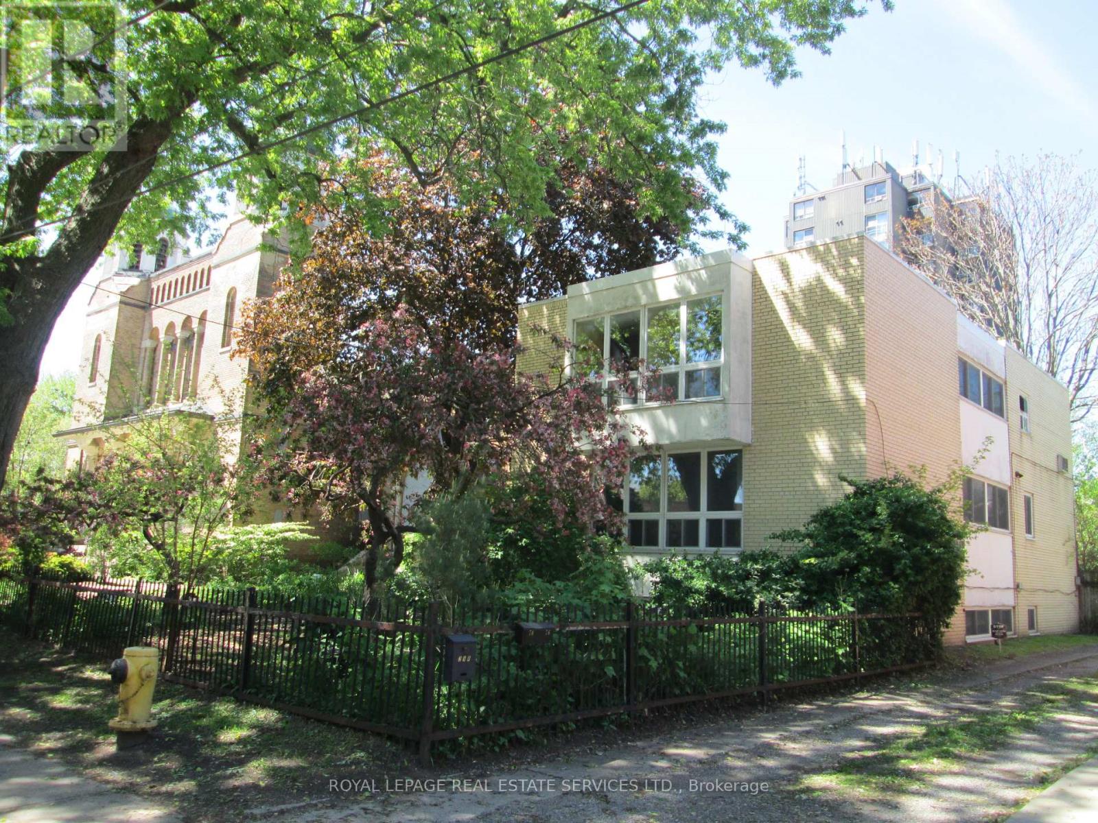 276 GLADSTONE AVENUE, Toronto, Ontario