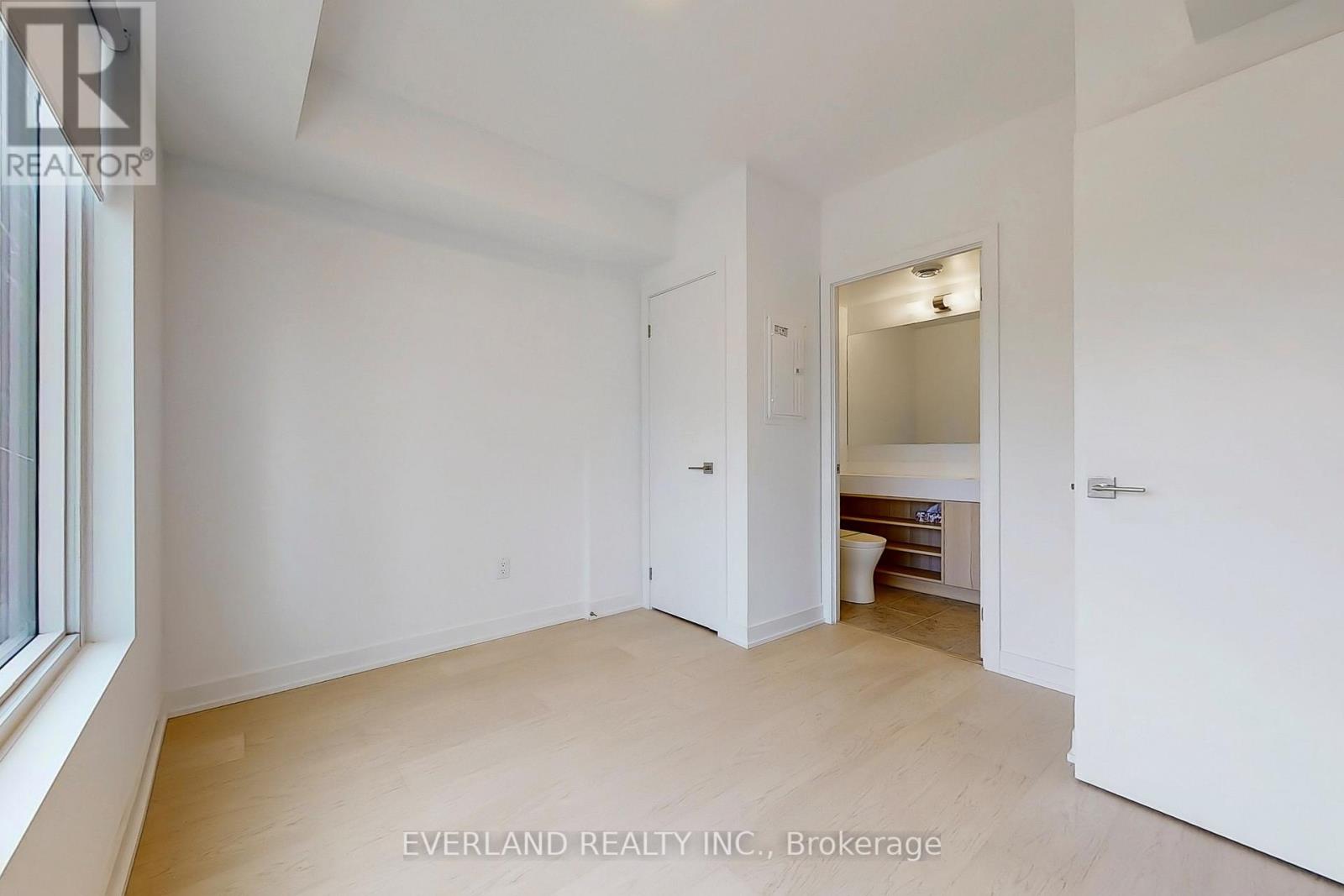 2512 - 252 Church Street, Toronto, Ontario  M5B 0E6 - Photo 15 - C13221922