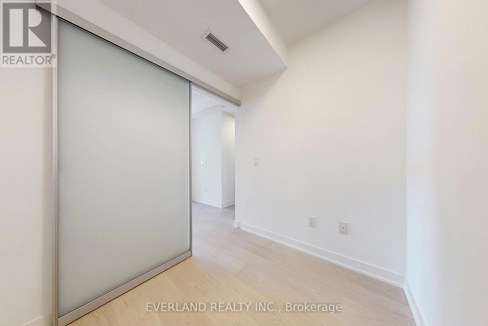 2512 - 252 Church Street, Toronto, Ontario  M5B 0E6 - Photo 19 - C13221922