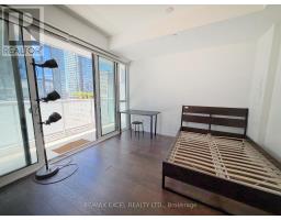 1802 - 7 GRENVILLE STREET, Toronto, Ontario