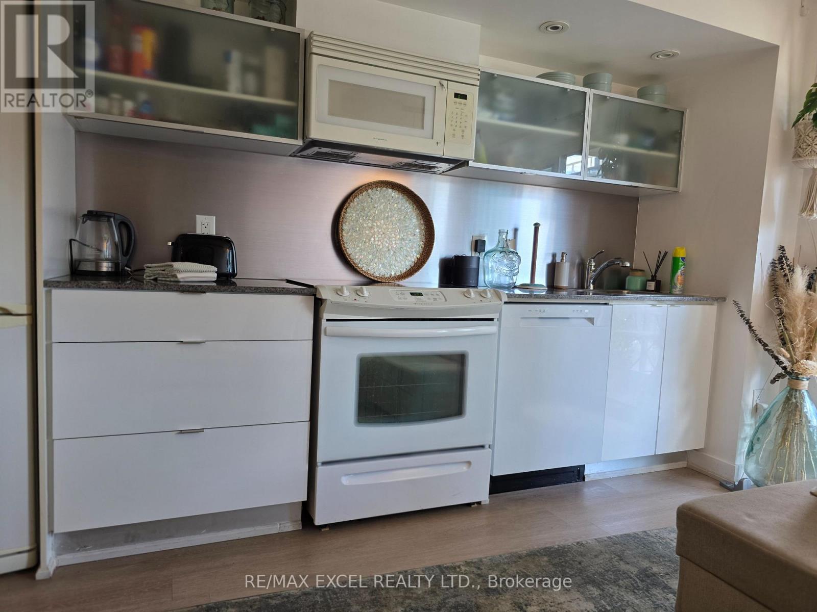 1129 - 4k Spadina Avenue, Toronto, Ontario  M5V 3V9 - Photo 16 - C13221962