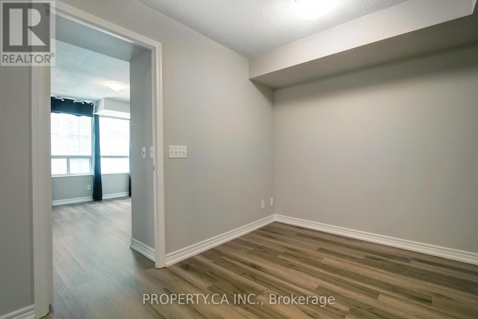 905 - 30 Grand Trunk Crescent, Toronto, Ontario  M5J 3A4 - Photo 9 - C13221966