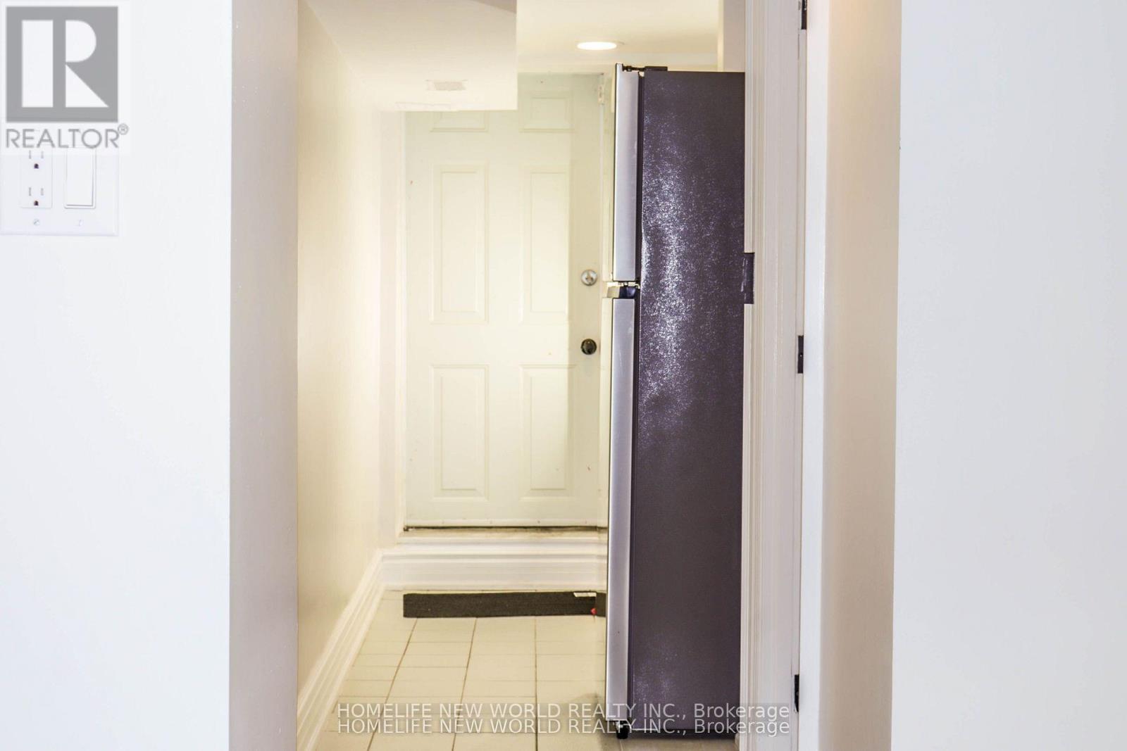 Bsmt - 222 Markham Street, Toronto, Ontario  M6J 2G6 - Photo 13 - C13221984