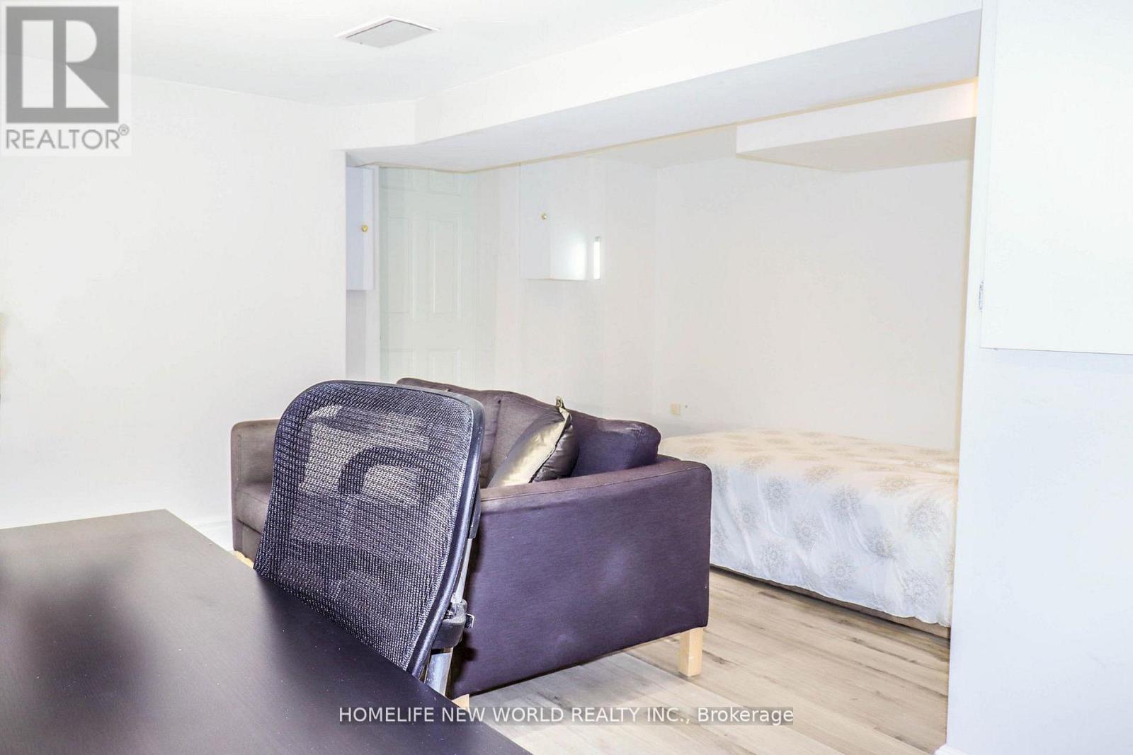 Bsmt - 222 Markham Street, Toronto, Ontario  M6J 2G6 - Photo 16 - C13221984