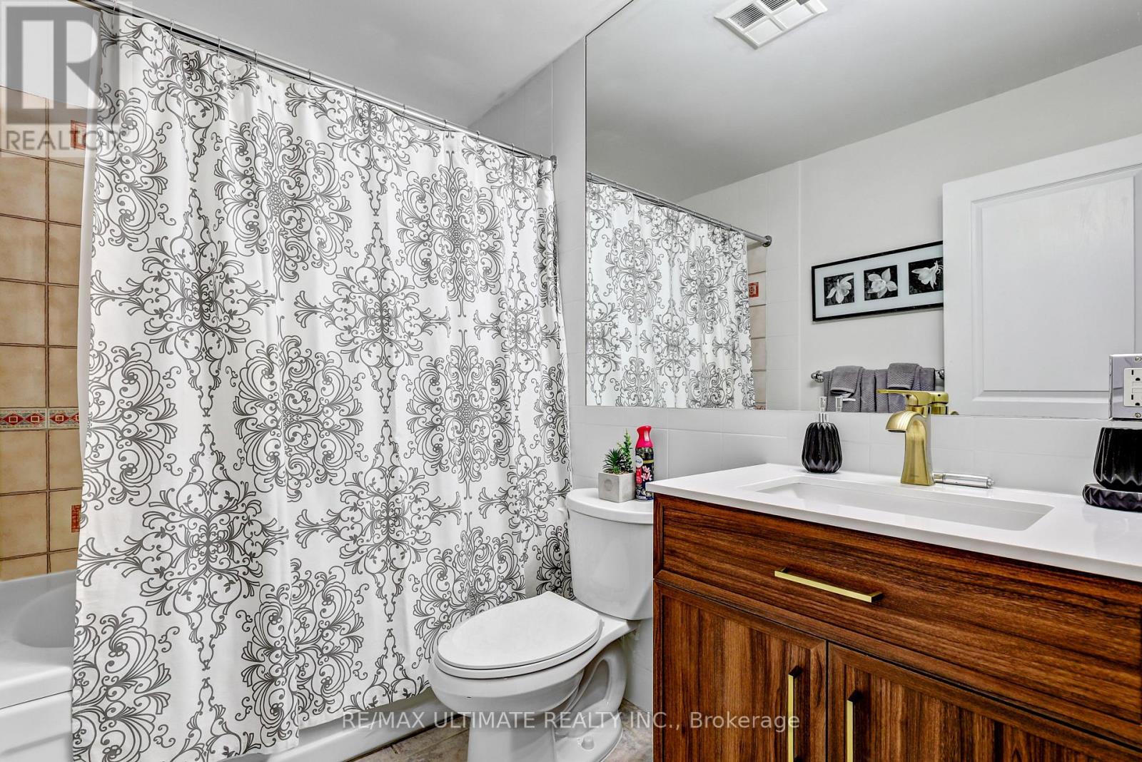 605 - 102 Bloor Street W, Toronto, Ontario  M5S 1M8 - Photo 11 - C13222010