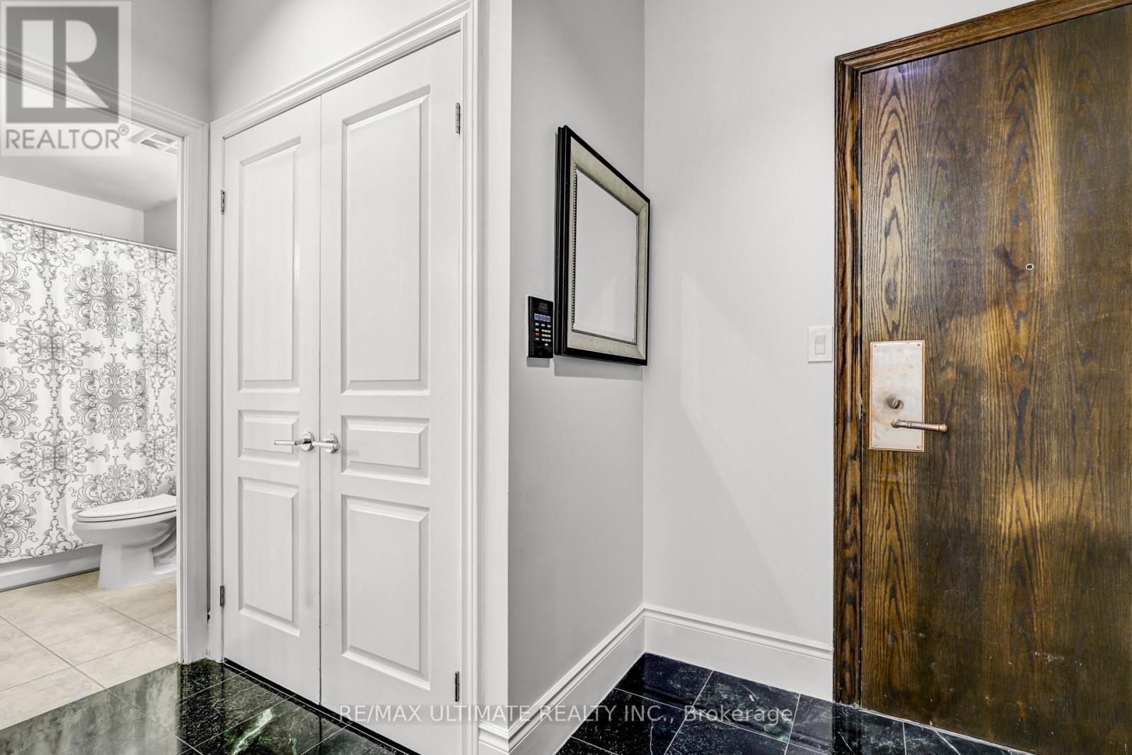 605 - 102 Bloor Street W, Toronto, Ontario  M5S 1M8 - Photo 13 - C13222010