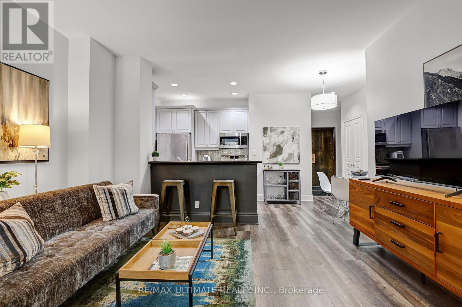 605 - 102 Bloor Street W, Toronto, Ontario  M5S 1M8 - Photo 5 - C13222010