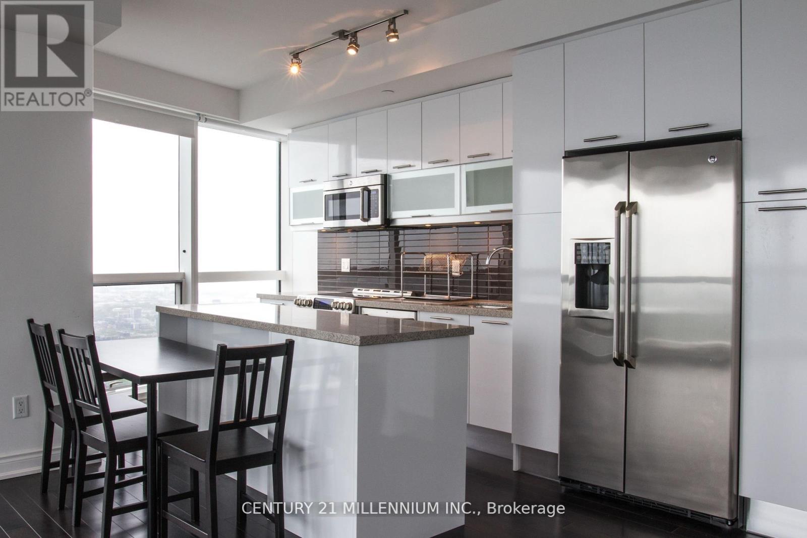7002 - 388 Yonge Street, Toronto, Ontario  M5B 0A4 - Photo 6 - C13222018