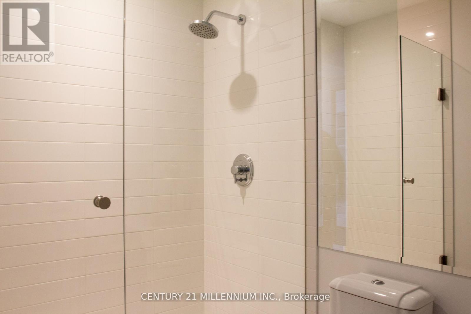 7002 - 388 Yonge Street, Toronto, Ontario  M5B 0A4 - Photo 8 - C13222018