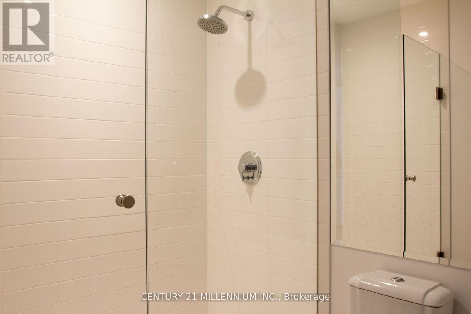 7002 - 388 Yonge Street, Toronto, Ontario  M5B 0A4 - Photo 9 - C13222018