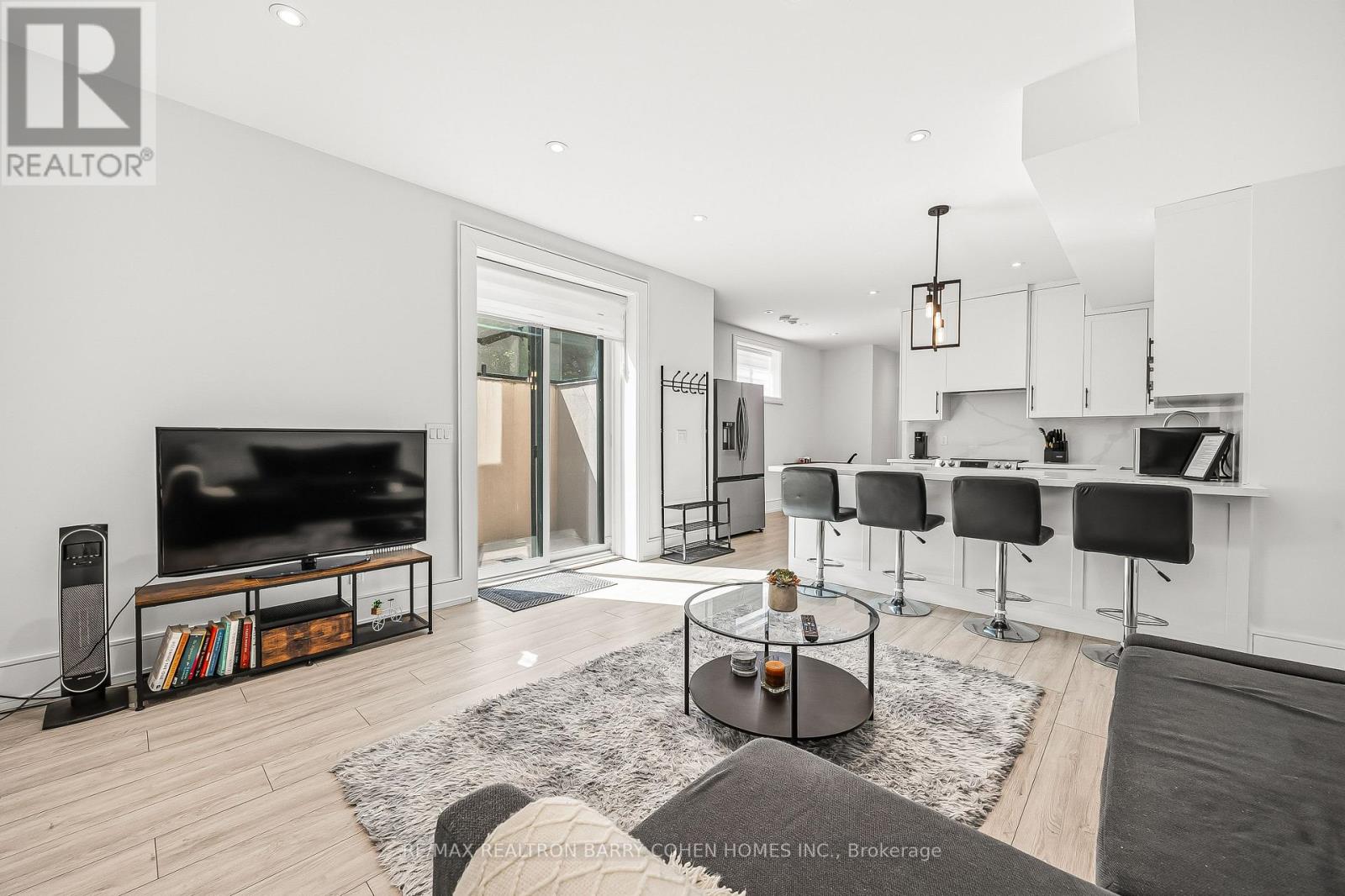 2 Hemford Crescent, Toronto, Ontario  M3B 2S5 - Photo 39 - C13222030